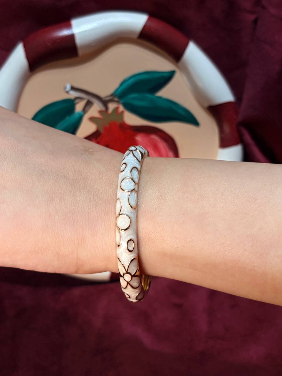 White Flower Enamel Bangle