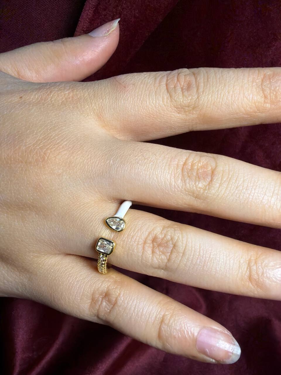 White Elegance Enamel Ring