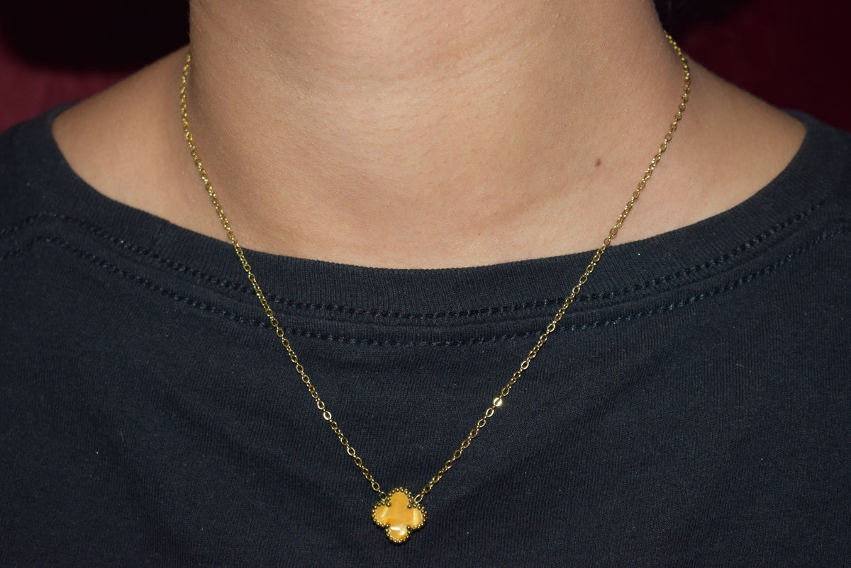 Single Yellow Van Cleef Necklace