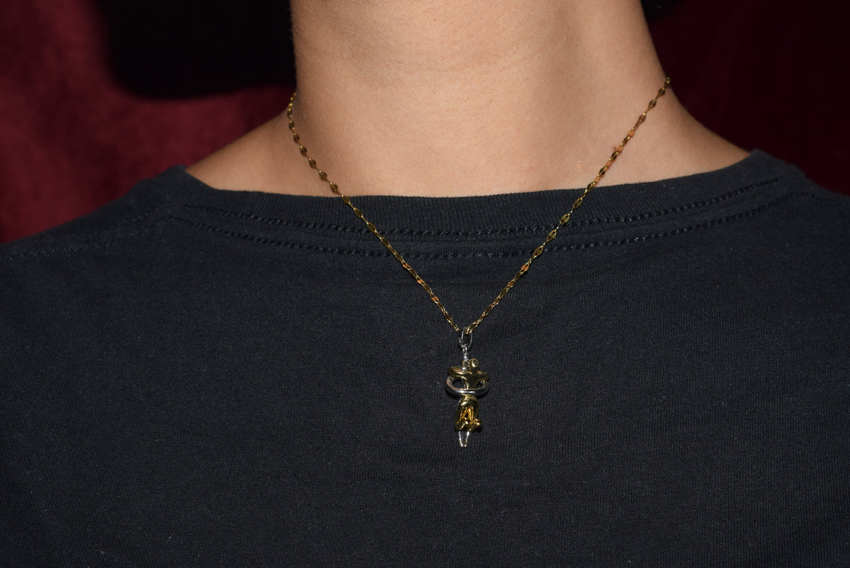 Hug Necklace