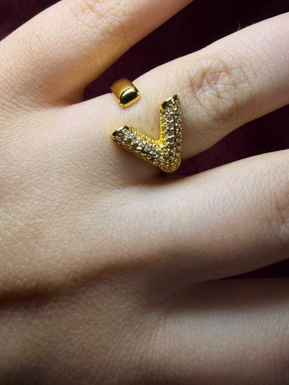 Arrow Ring