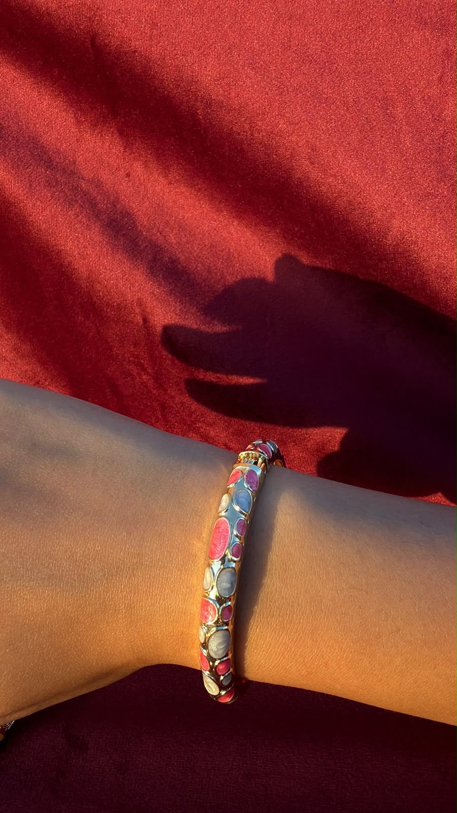 Off-white & Pink bubbles bangle
