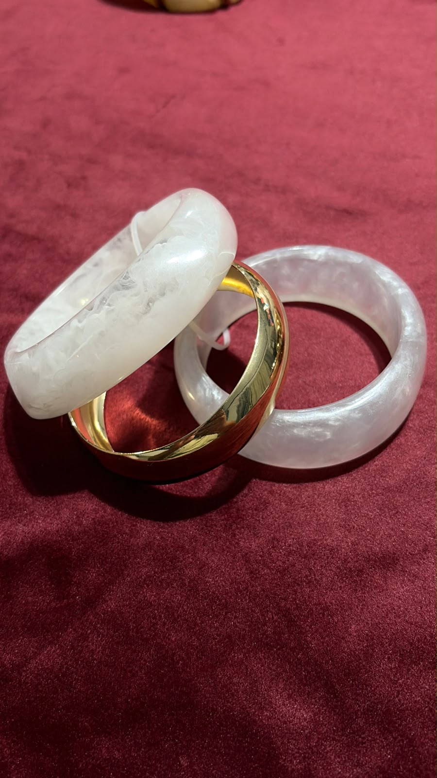 Metallic White & gold Bangle Set