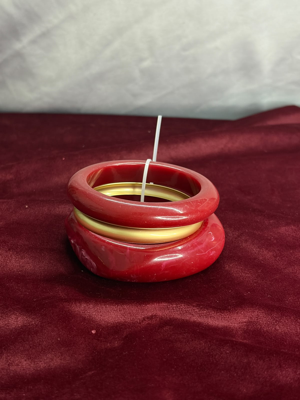 Metal Red Bangle Set