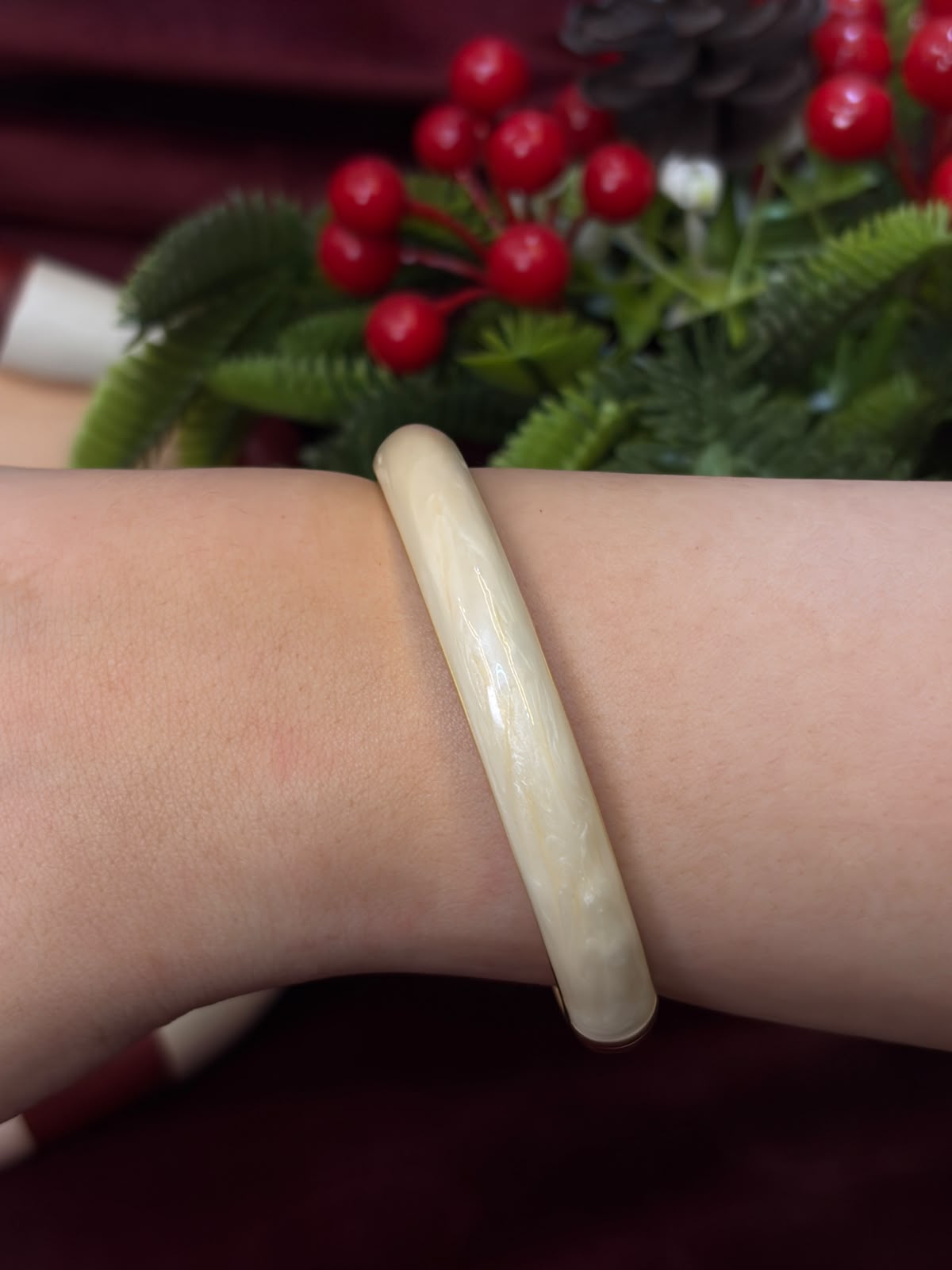 Creme Enamel Bangle