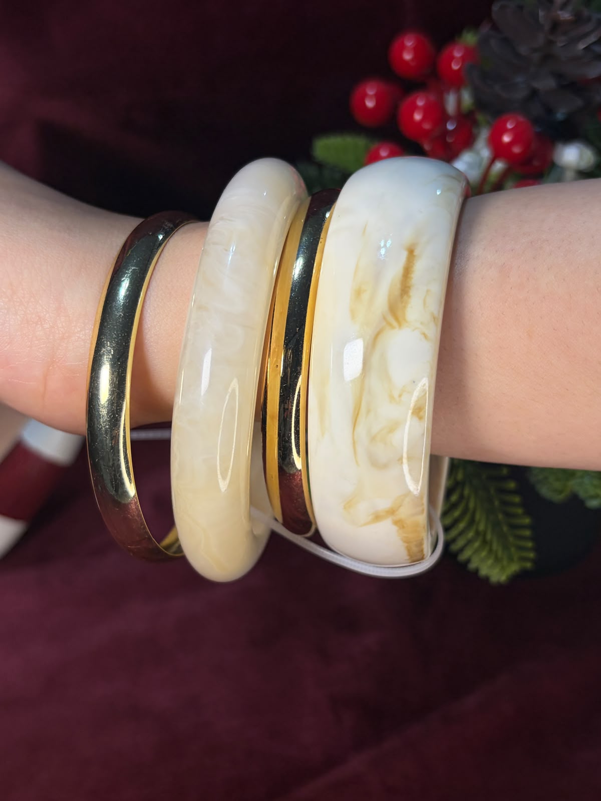Beige in Gold Bangle Set